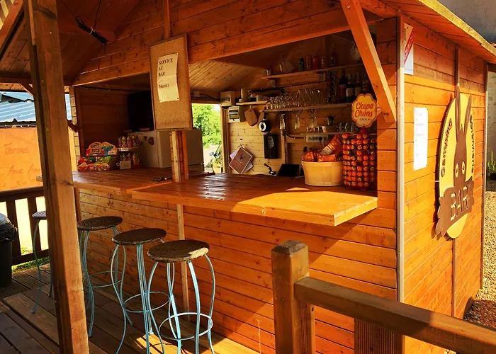 Tente Au Proche Des Anes *